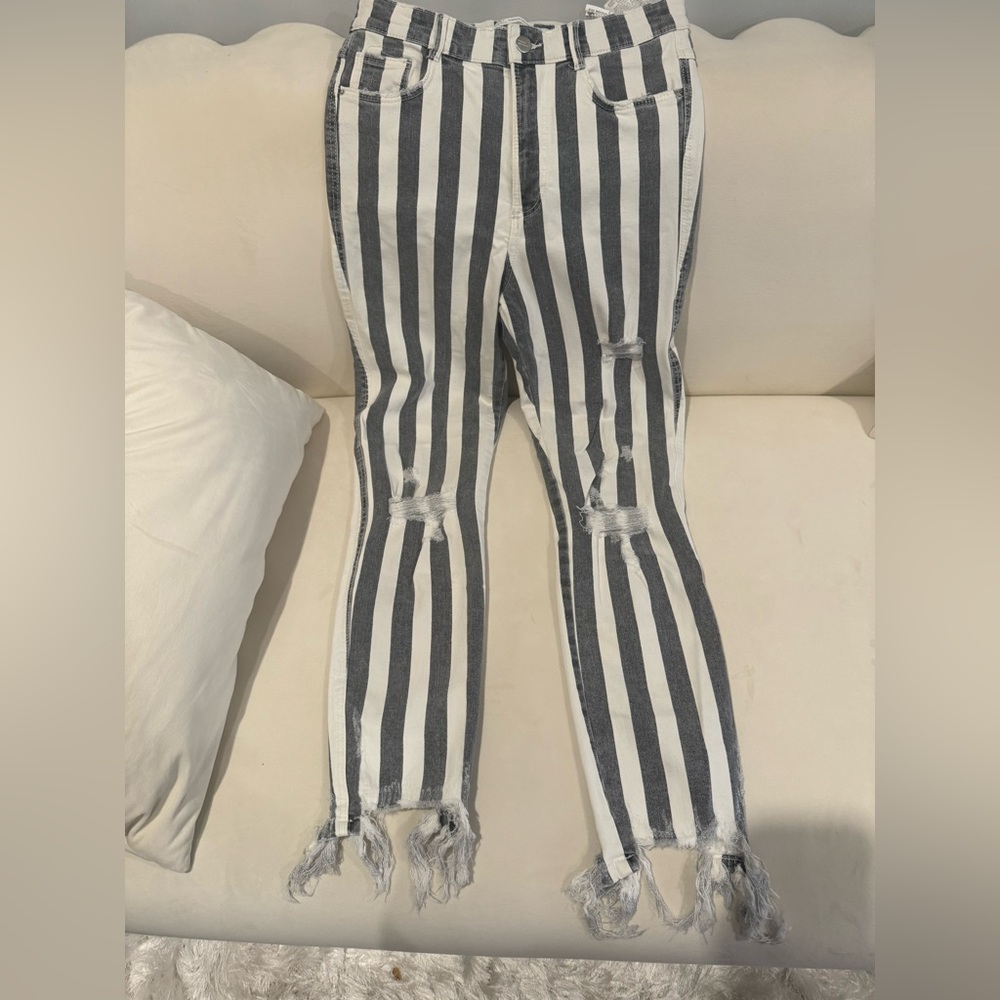Zara stripe distressed skinny jeans nwot